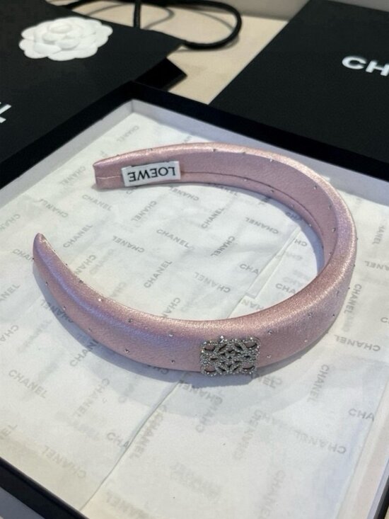 Loewe Pink Hair Clip main image 5